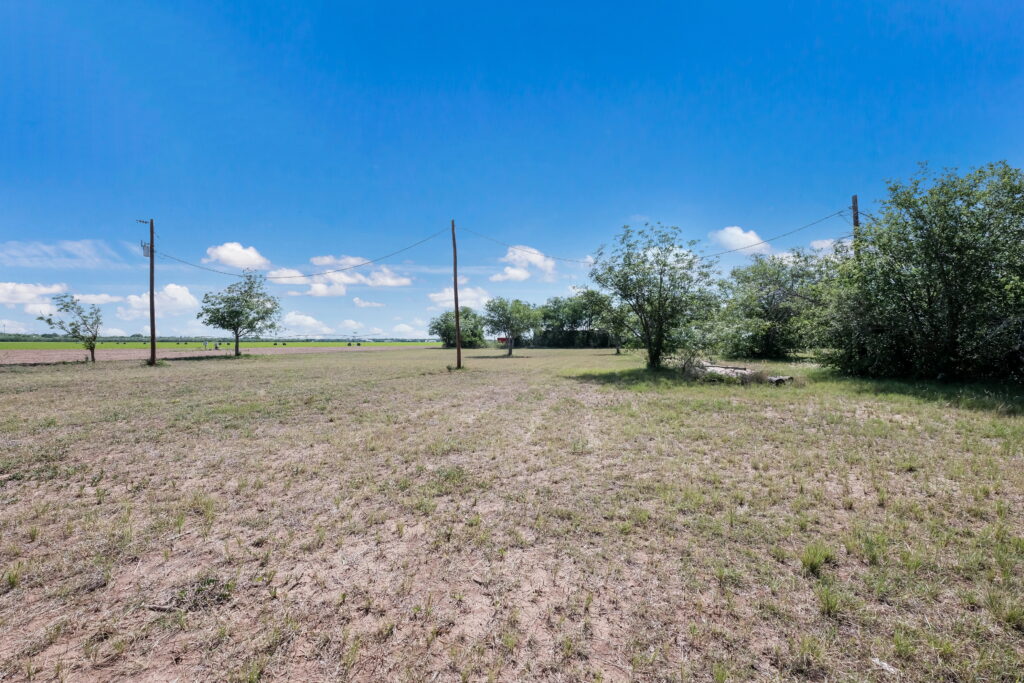 21_3293CountyRd531_021